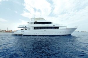 Blue Pearl Tauchsafariyacht