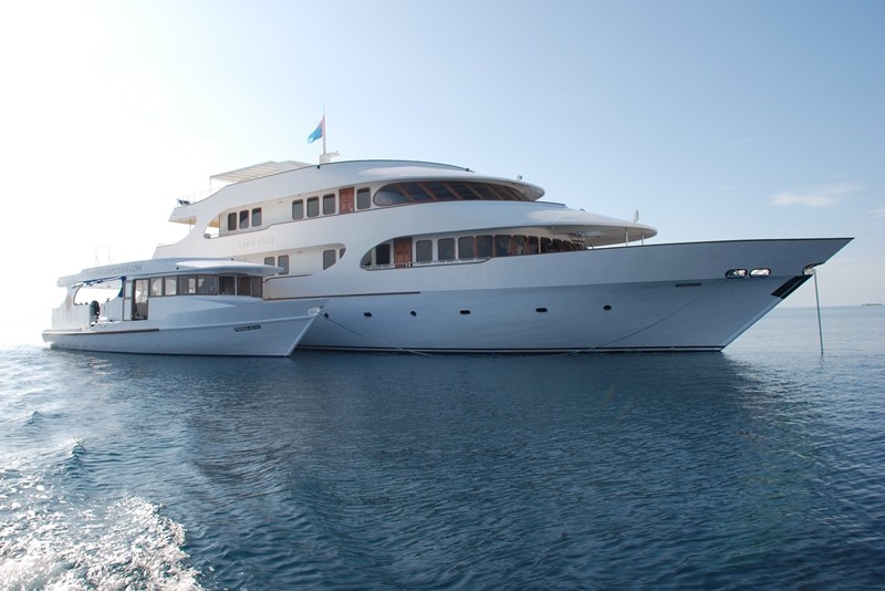 Dhoni Schiff Tauchsafariboot Carpe Diem