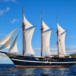 Traditionelles Schiff Tauchboot Dewi Nusantara