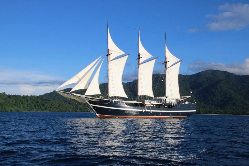 Segelschoner Tauchschiff Dewi Nusantara