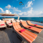 Sonnendeck Tauchsafariyacht Theia