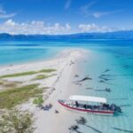 Tauchboot Sandbank Taucherhotel Papua Paradise Eco Resort