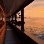 Reling Sonnenuntergang Safariyacht Emperor Harmoni