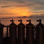 Tauchflaschen Sonnenuntergang Safariboot Emperor Harmoni