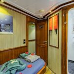 Twin UD Tauchschiff Emperor Superior