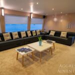 Indoor Lounge Tauchsafariboot Philippines Aggressor 1