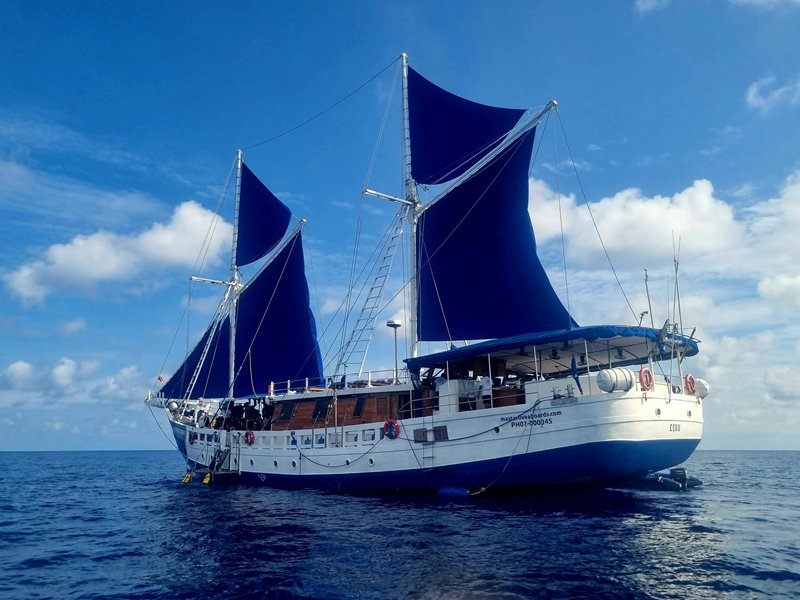 Seitansicht Tauchsafarischiff Philippine Siren