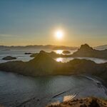 Komodo Sonnenaufgang Safariboot Scubaspa ZEN