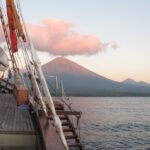 Rosa Wolken Safariboot Carpe Diem Phinisi