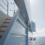 Seitenwand Safariyacht White Pearl