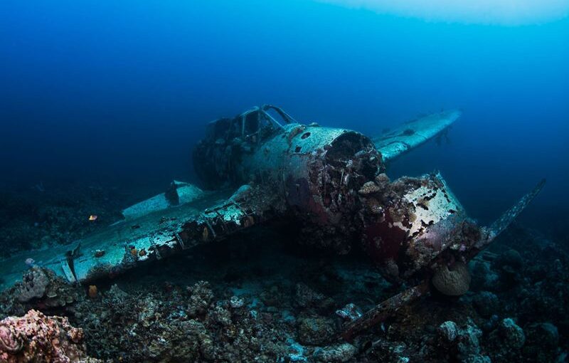 uw-simon-lorenz-jake-seaplane-wrack-palau-siren Jake Seaplane Wrack Tauchsafarischiff Palau Siren