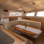 Indoor Lounge Safariboot Nautilus Mango Wind