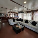 Couch Salon Tauchsafariyacht Valentina