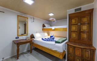 Standard Kabine UD Safariboot Island Safari