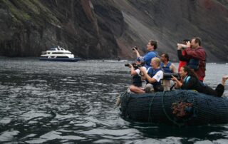 Punta Vicente Roca Panga Tauchyacht Galapagos Sky