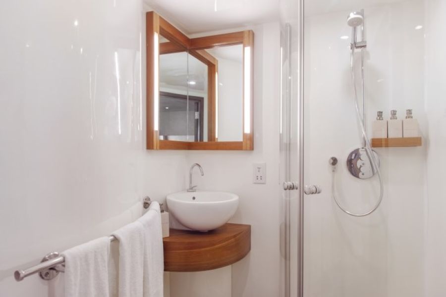 sea-star-cabin-triple-bad-scubaspa-yang