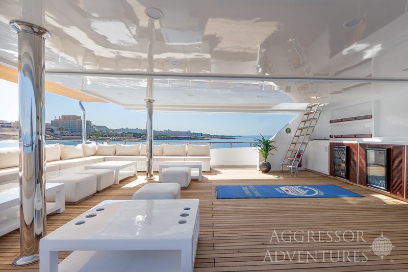outdoor-lounge-red-sea-aggressor-2 Outdoor Lounge Tauchsafariyacht Red Sea Aggressor 2