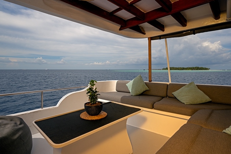 schattendeck-3-amba Schattendeck Safariboot Amba